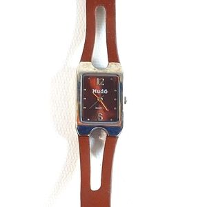 Mudd Brown Leather Band Quartz Ladies Wrist Watch, New Battery